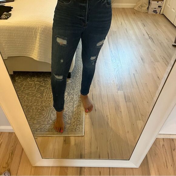 Forever 21 Dark Blue Distressed Skinny Jeans - Picture 1 of 10